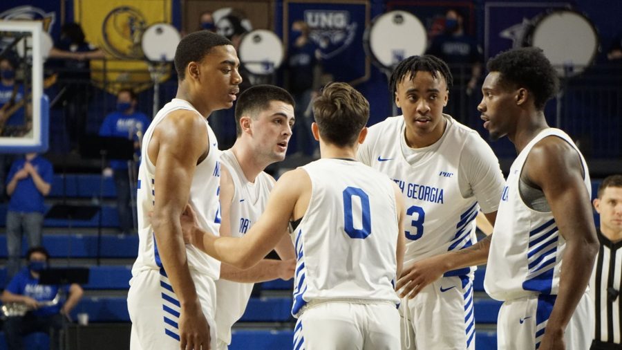 UNG mens basketball team huddles during home game (Photo courtesy of Walker McCrary)
