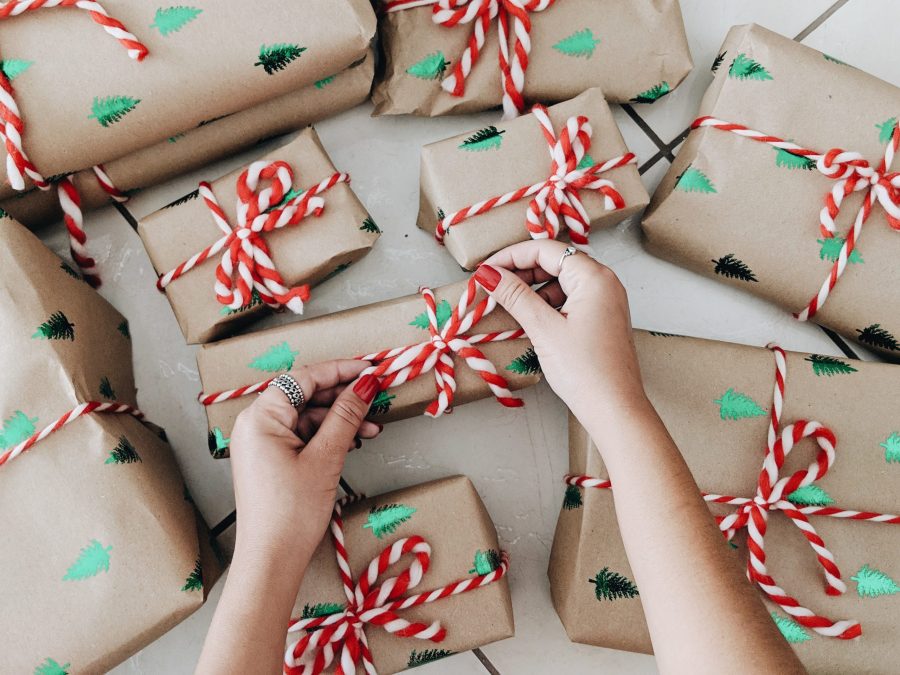 Wrapped+Holiday+Gifts