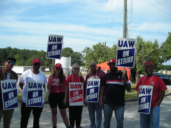 Solidarity on the Line: UAW Strike Gains Momentum in Pursuit of Fair Wages and Conditions